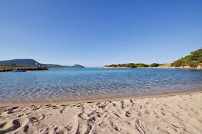 Il Borgo C8 700 Mt From The Beach