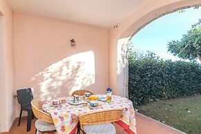 Il Borgo C8 700 Mt From The Beach