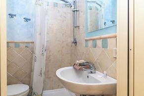 Il Borgo C8 700 Mt From The Beach