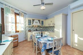 Il Borgo C8 700 Mt From The Beach