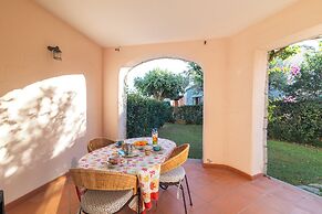 Il Borgo C8 700 Mt From The Beach