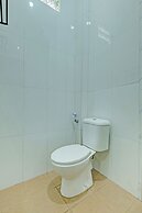 OYO Life 92935 Ayu Kost Eksklusif