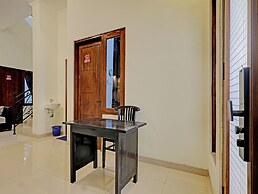 OYO Life 92935 Ayu Kost Eksklusif