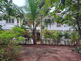 Apricot Inn
