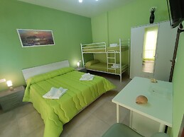 B&B LUNGOMARE GALILEI