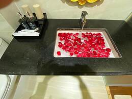 Hoang Gia I Hotel Yen Xa - by Bay Luxury