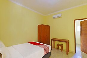 OYO Life 90675 Ld Residence