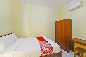 OYO Life 90675 Ld Residence