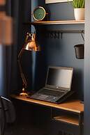 Stylish Apartment in Żoliborz by Renters