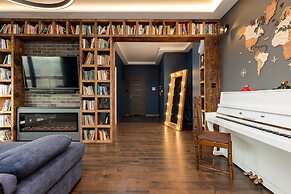 Deep Green Apartment by Renters