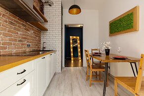 Deep Green Apartment by Renters