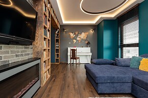 Deep Green Apartment by Renters