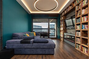 Deep Green Apartment by Renters