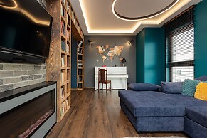 Deep Green Apartment by Renters