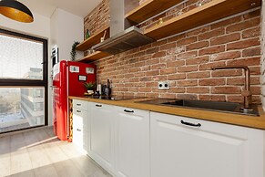 Deep Green Apartment by Renters