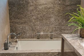 The Marq Luxury Vacation Hochiminh City