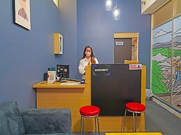 OYO Life 92649 Jarrdin Apartment By Glory