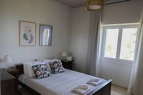 Sinies Stone Cottage - NE Corfu