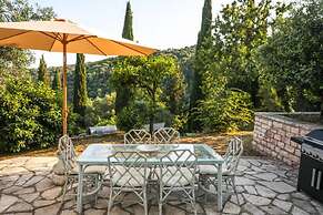 Sinies Stone Cottage - NE Corfu