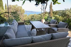 Sinies Stone Cottage - NE Corfu