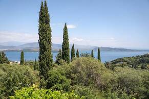 Sinies Stone Cottage - NE Corfu