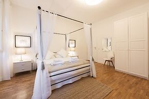 San Frediano Stile by Mmega