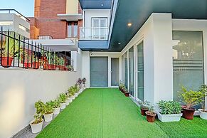 Homefort Stays, Millennium City Centre Gurugram
