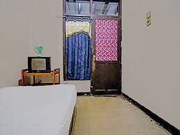 OYO Life 92709 Kost Teras Cikapundung Syariah