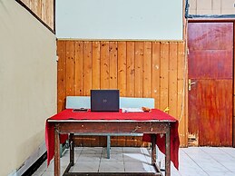 OYO Life 92709 Kost Teras Cikapundung Syariah