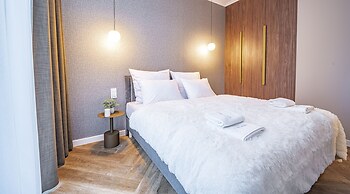 Seaside Garden Apartments & Wellness