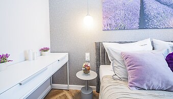 Seaside Garden Apartments & Wellness