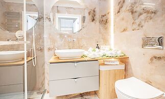 Seaside Garden Apartments & Wellness