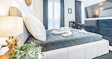 Seaside Garden Apartments & Wellness