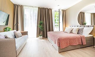 Seaside Garden Apartments & Wellness