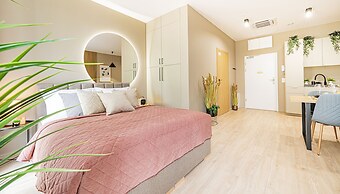 Seaside Garden Apartments & Wellness