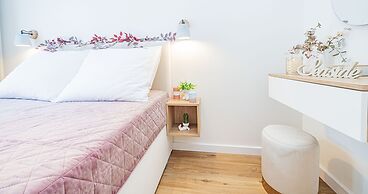 Seaside Garden Apartments & Wellness