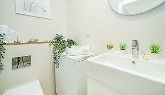 Seaside Garden Apartments & Wellness