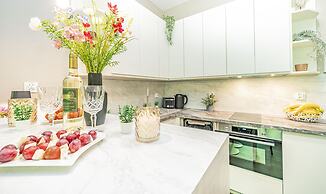 Seaside Garden Apartments & Wellness