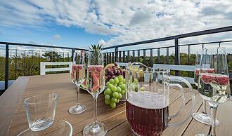 Seaside Garden Apartments & Wellness