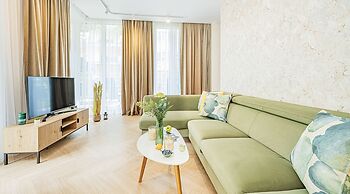 Seaside Garden Apartments & Wellness