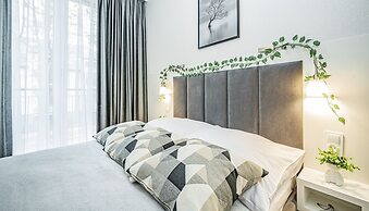 Seaside Garden Apartments & Wellness