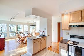 Great Barrington Lakeside Getaway w/ Kayak & Grill