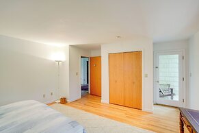 Great Barrington Lakeside Getaway w/ Kayak & Grill