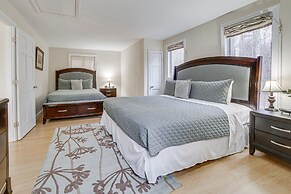 Peaceful Cavendish Retreat w/ Hot Tub & Fireplace!