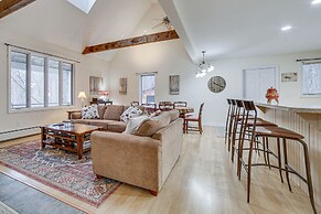 Peaceful Cavendish Retreat w/ Hot Tub & Fireplace!