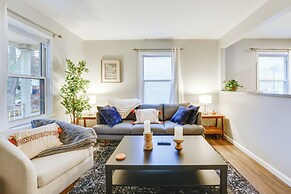 Wfh-friendly Home in Dearborn: Dogs Welcome!