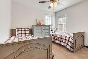 Family-friendly Ocean Springs Home: Grill, Hot Tub