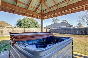 Family-friendly Ocean Springs Home: Grill, Hot Tub