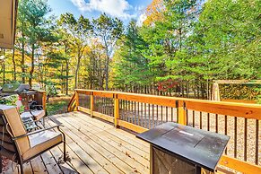 1/2 Mi to Bear Creek Lake: Gem w/ Fire Pit!