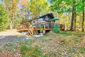 1/2 Mi to Bear Creek Lake: Gem w/ Fire Pit!